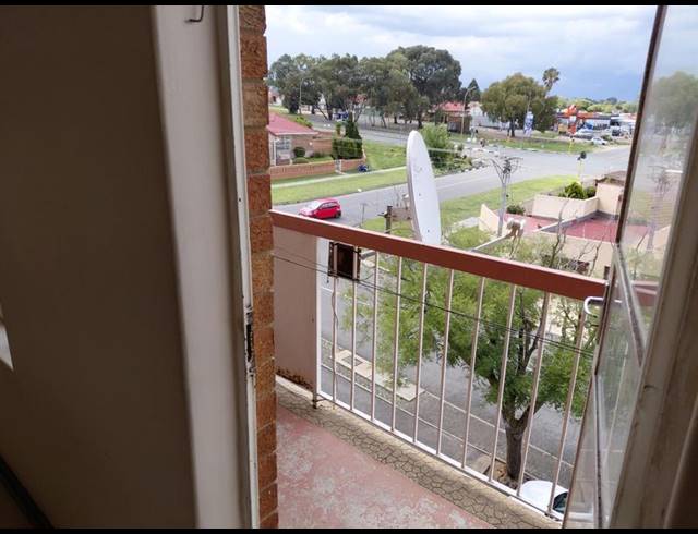 2 BEDROOM PROPERTY TO RENT IN GILLVIEW